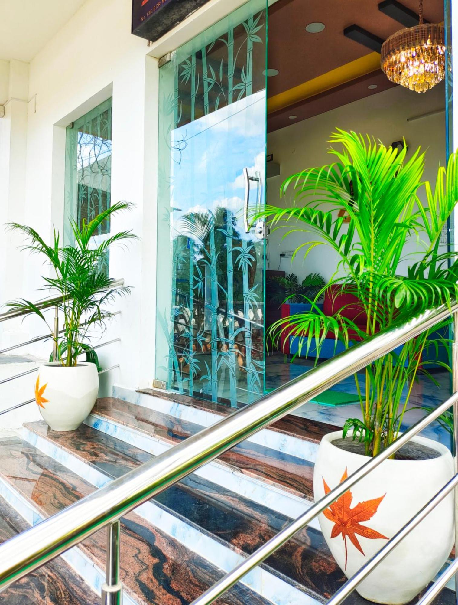 De Lumaa Beachside Stay Puducherry Exterior foto